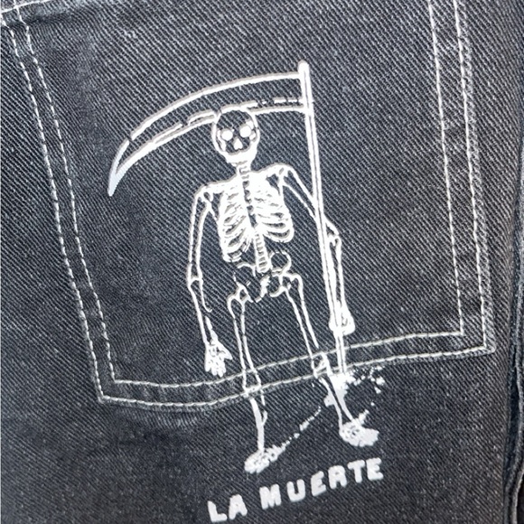 Devastates Jean Jacket - Picture 6 of 8